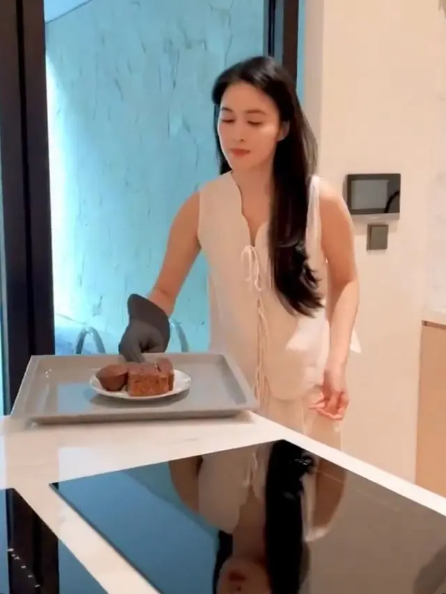 Potret dapur mewah milik Sandra Dewi (Sumber: Instagram/sandradewi88)