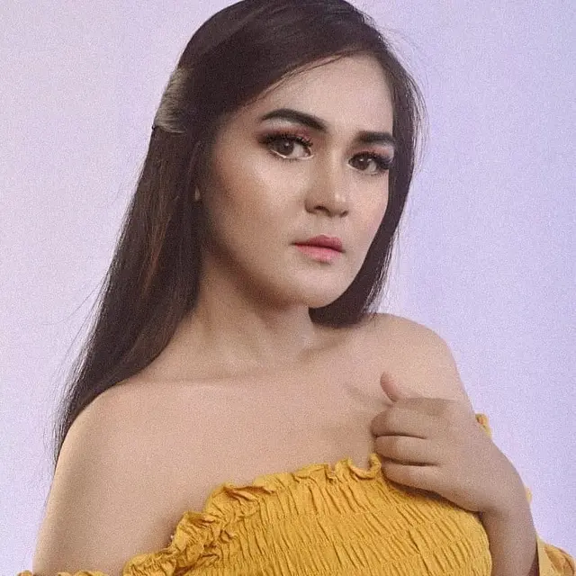 6 Potret Terbaru Chaca Mantan Istri Andika Eks Kangen Band