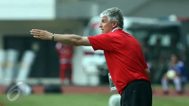 Pelatih PS TNI,Ivan Kolev