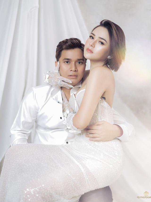5 Gaya Pemotretan Terbaru Billy Syahputra dan Amanda Manopo, Curi Perhatian