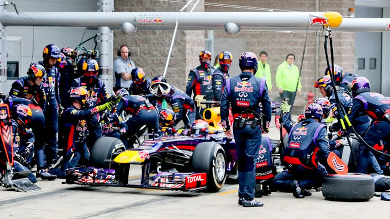vettel-131006c.jpg