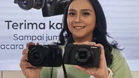 Canon melalui PT Datascrip resmi meluncurkan EOS R50 V dan PowerShot V1 untuk pasar Indonesia. (Liputan6.com/Agustinus M. Damar)