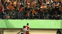 Cerita Raphael Maitimo Gagal Berikan Kaus ke Jakmania 