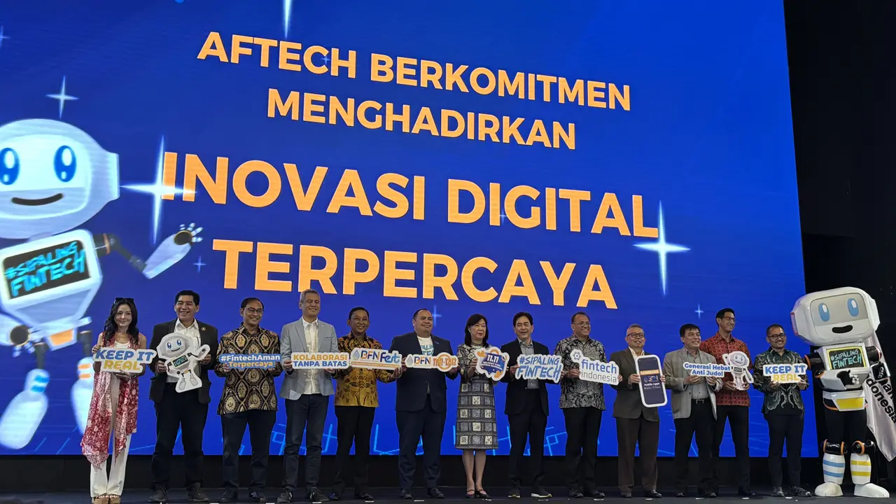 Ketua Umum Asosiasi Fintech Indonesia (AFTECH) Pandu Sjahrir  resmi membuka Bulan Fintech Nasional (BFN) 2025, Selasa (11/11/2025). (Tira/Liputan6.com)