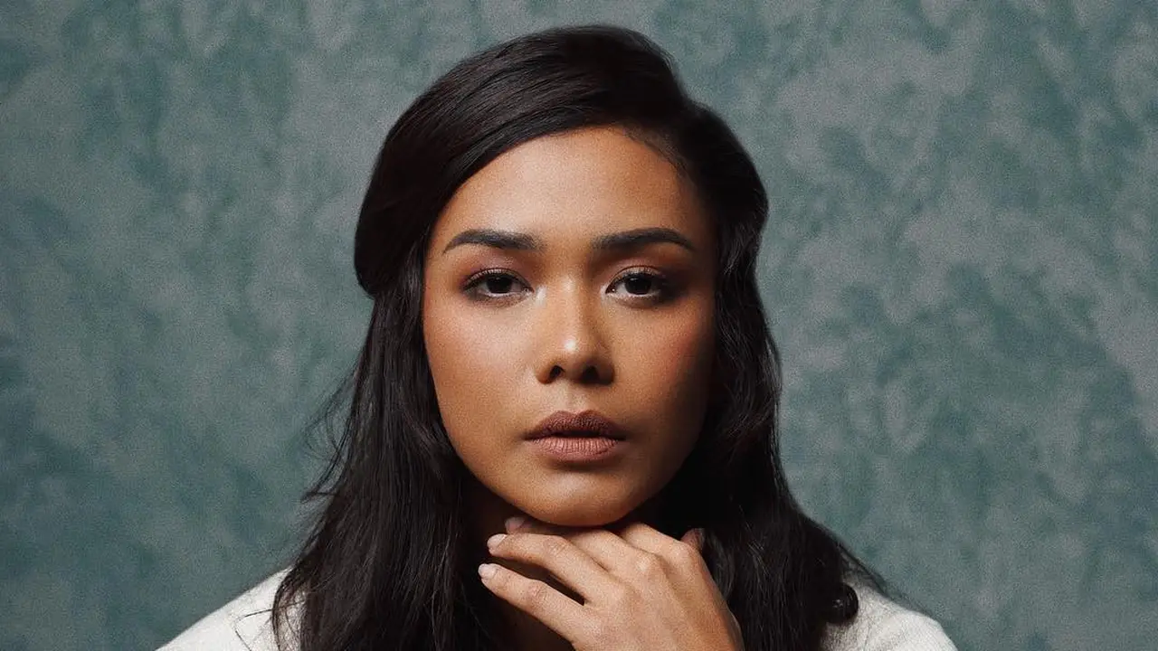 Adinia Wirasti