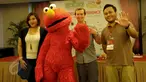 Suasana konferensi pers  'Elmo Makes Music' di kawasan Kuningan, Jakarta, Selasa (9/6). Acara drama musikal anak paling populer itu akan berlangsung pada 10-13 Juni 2015 di The Kasablanka Hall and Convention Center. (Liputan6.com/Faisal R Syam)