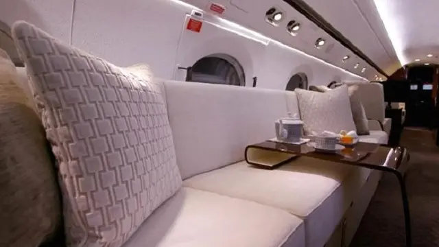 Jet pribadi yang disulap jadi kantor terbang (CNBC)