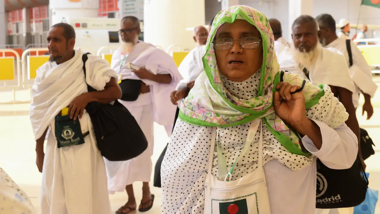 Jemaah Haji di Bandara King Abdul Aziz, Arab Saudi