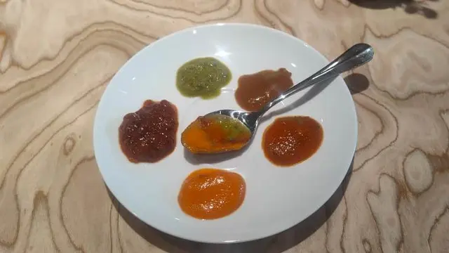 Menyantap 5 Pilihan Kari dengan 85 Pilihan Menu khas Asia dan Timur Tengah