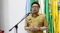 Mendagri, Tjahjo Kumolo memberikan sambutan pada acara serah terima surat penugasan Pelaksana Tugas (Plt) Gubernur Aceh dan Bupati Bener Meriah di Kemendagri Jakarta, Senin (9/7). (Liputan6.com/Herman Zakharia)