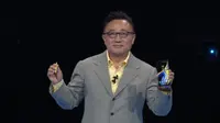 Head of IT and Mobile Communications Division Samsung, DJ Koh, ungkap Galaxy Note 9.