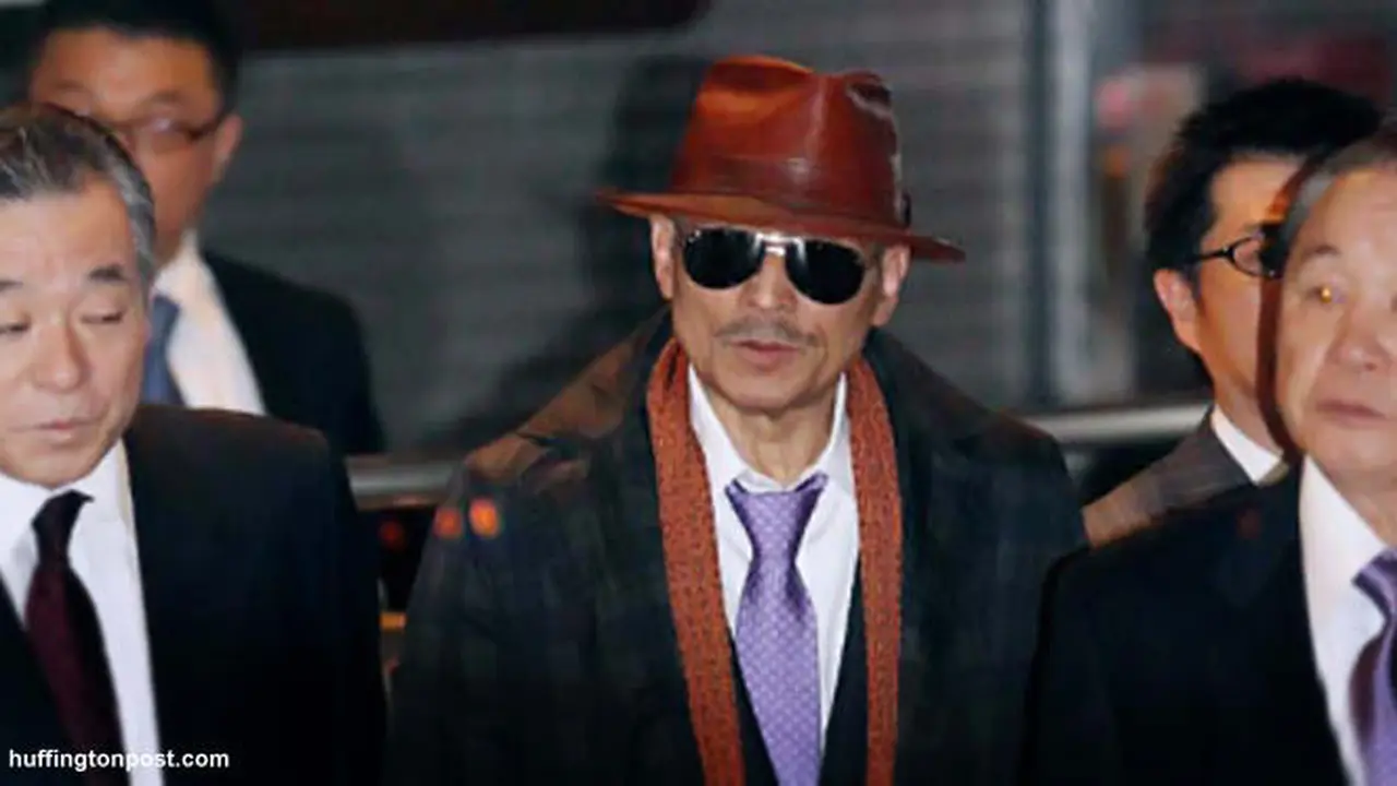 bos-yakuza-130717c.jpg