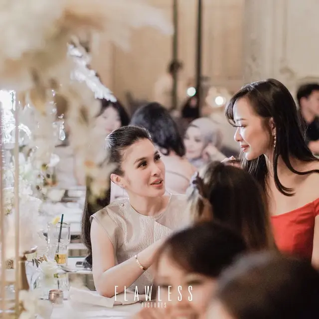 Sandra Dewi dan Yuanita Christiani