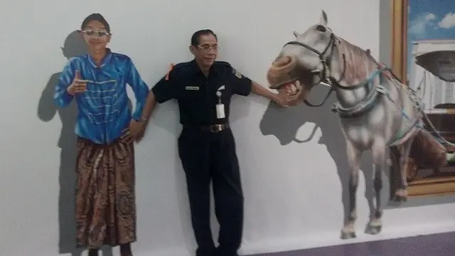 Naik Kereta dari Stasiun Tugu Yogyakarta, Selfie Dulu