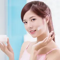 ilustrasi Tips memilih kandungan moisturizer untuk kulit yang berminyak/aslysun/shutterstock