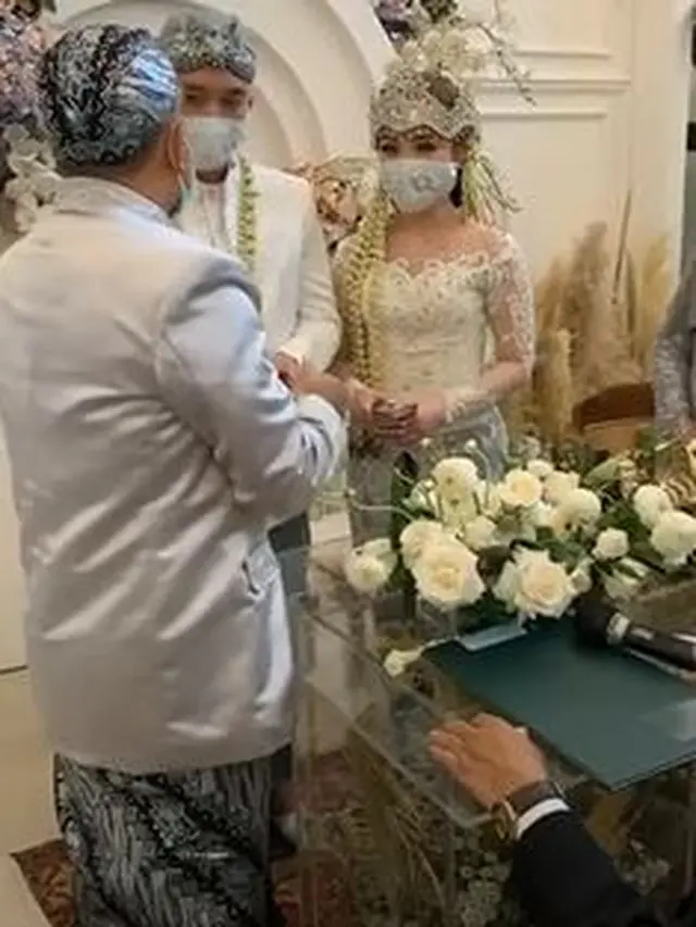 6 Potret Pernikahan Shinta Naomi Eks JKT48 dan Ongki Arifin, Penuh Kehangatan