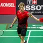 Pasangan ganda putra Indonesia, Kevin Sanjaya/Marcus Gideon, melakukan selebrasi usai mengalahkan  wakil Chinese Taipei, Lee Jhe-Huei/Lee Yang, pada laga Asian Games di Istora, Jakarta, Senin (27/8/). (Bola.com/Vitalis Yogi Trisna)