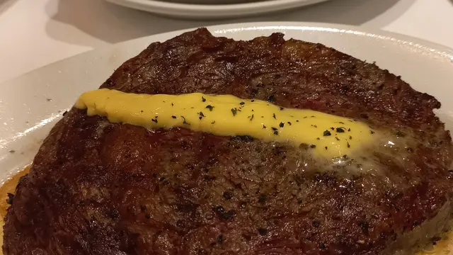 Sajian Steak Premium Otentik Amerika Serikat Bikin Buka Puasa Terasa Mewah dan Eksklusif