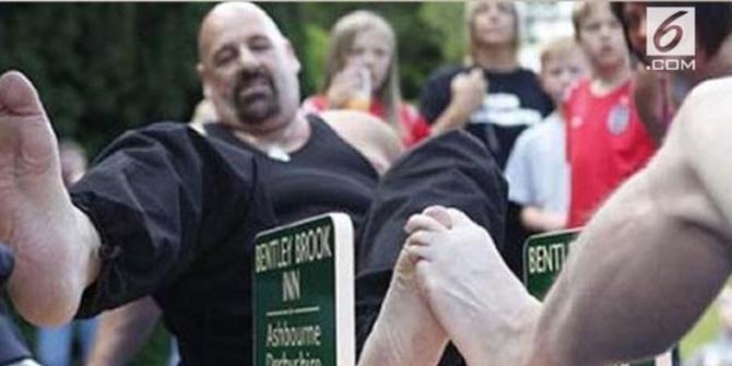 Festival Adu Panco Jempol Kaki di Inggris, Tertarik?