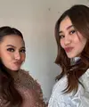 Pertemanan Mahalini Raharja dan Aaliyah Massaid merupakan definisi bestie sejati. Menikah di tahun yang sama, keduanya pun juga hamil anak pertama di waktu bersamaan [@aaliyah.massaid]