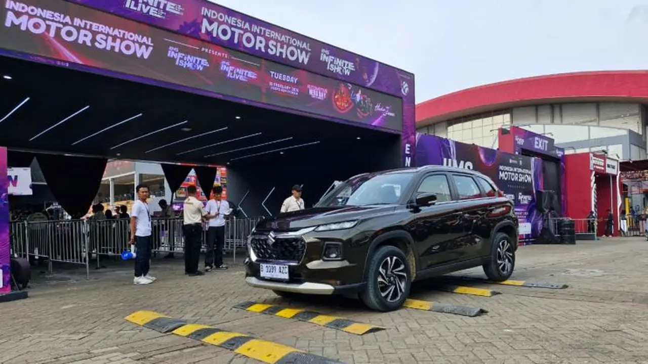 Mencoba Singkat Suzuki Grand Vitara di IIMS 2026, SUV Canggih yang Tetap Nyaman (Arief A/Liputan6.com)