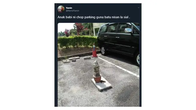 Tutupi Parkir dengan Batu Nisan Agar Tak Dipakai, Fotonya Viral di Media Sosial