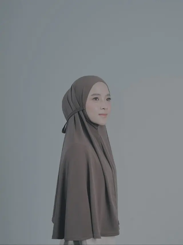 Lama Tak Muncul, Ini 7 Potret Terbaru Nissa Sabyan yang Jadi Sorotan
