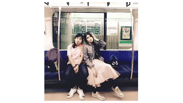 Potret Kebersamaan Sandra Dewi Dengan Asisten Pribadinya, Kompak Bak Sahabat