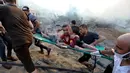 Hanya 19 rumah sakit di Gaza yang saat ini masih beroperasi. Sekitar 16 RS lainnya terpaksa menghentikan operasi karena jumlah orang yang meningkat dan kehabisan bahan bakar. (AP Photo/Abed Khaled)