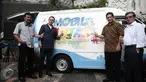 Direktur Utama PJAA Gatot Setyowaluyo (kedua kiri) berfoto bersama jajaran direksi usai meluncurkan Mobil Pintar Ancol di Ancol, Jakarta, Rabu (15/6/2016). (Liputan6.com/Faizal Fanani)