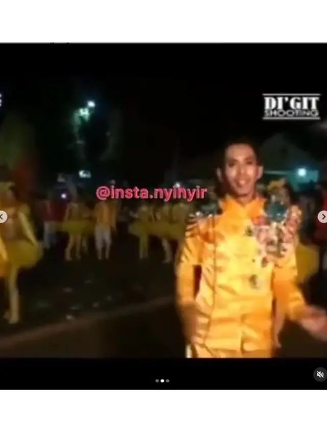 Kembali Viral, Ini 6 Potret Lawas Pak Ribut saat Jadi Penari Latar