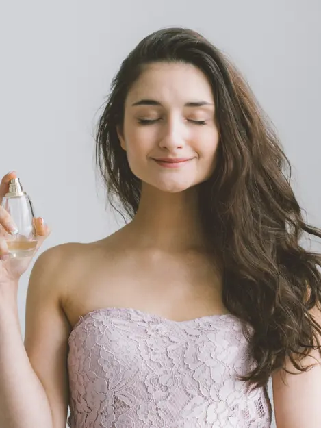 Trik Membuat Aroma Parfum Lebih Menonjol dan Bertahan Lama