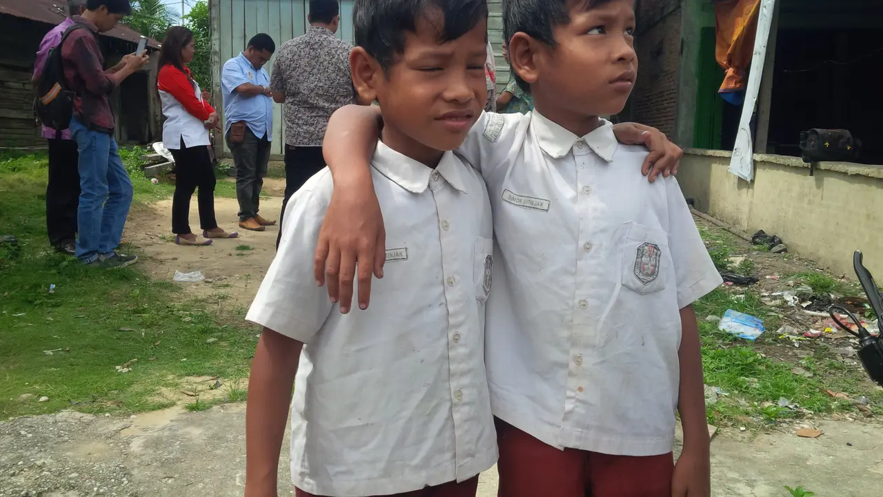 Kembar Pekanbaru Putus Sekolah, Bupati Pelalawan Datang ke Rumah