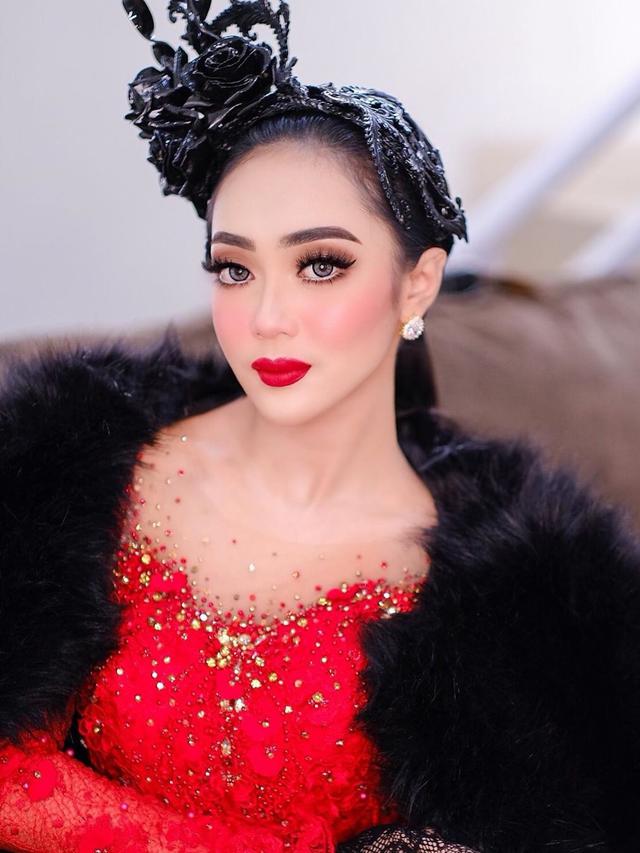 6 Potret Tyara Melati Sukma, Selebgram yang Disebut Mirip Syahrini