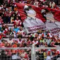 Bendera bergambar Ketua Dewan Pembina Partai Gerindra juga terus dikibarkan para kader dan simpatisan saat kampanye di Stadion GBK Jakarta (Liputan6.com/Helmi Fithriansyah)  