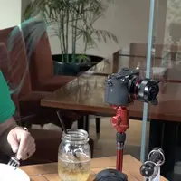 Anji disebut memanfaatkan Leticia untuk mendapatkan sesuatu. 