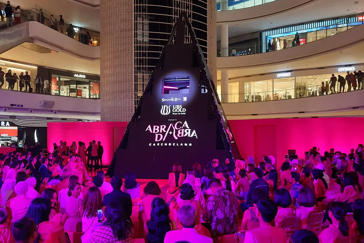 ABRACADABRA, A Digital Fashion Styling Exhibition by Caren Delano