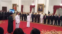 Jokowi melantik Gubernur NTB terpilih (Liputan6.com/Hanz Jimenez Salim)