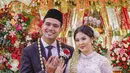 Momen sakral ini digelar dengan nuansa budaya yang kental, memadukan adat Minang dan Jawa dalam satu perayaan yang megah. [@fuji_an].