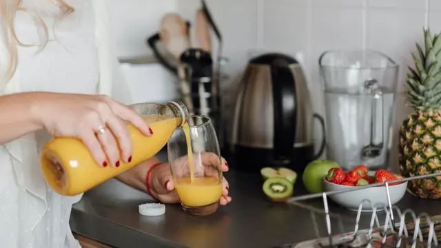 Diet ketat cenderung kekurangan asupan air