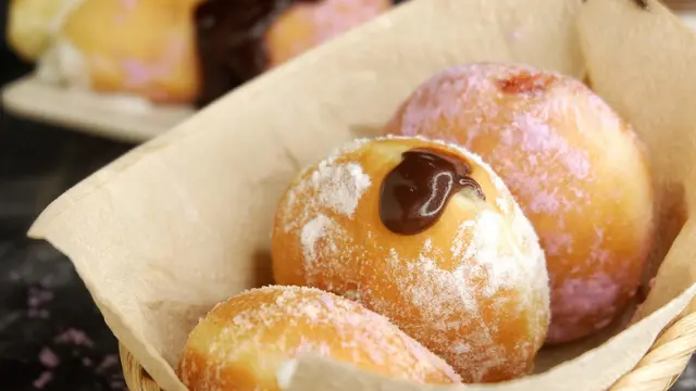 Anti Bosan Repeat PO di Timun’s Cakery, dari Bomboloni hingga Baso Mekar Mercon Ada di Sini