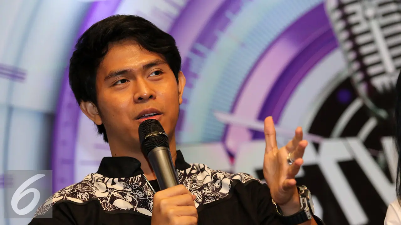Cakra Khan