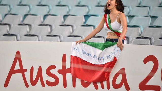 Fans Wanita Iran