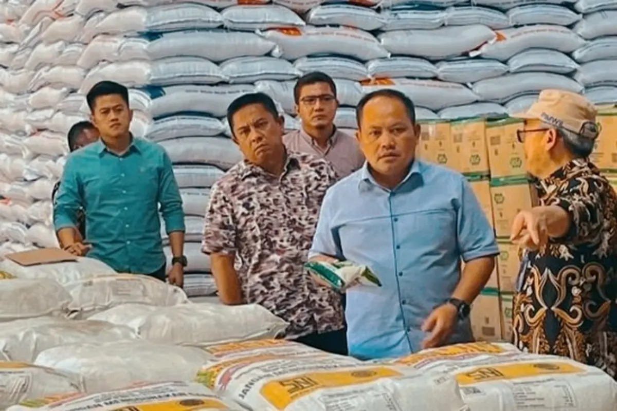 Tim Satgas Pangan memantau persedian kebutuhan pokok rumah tangga menjelang Ramadan.