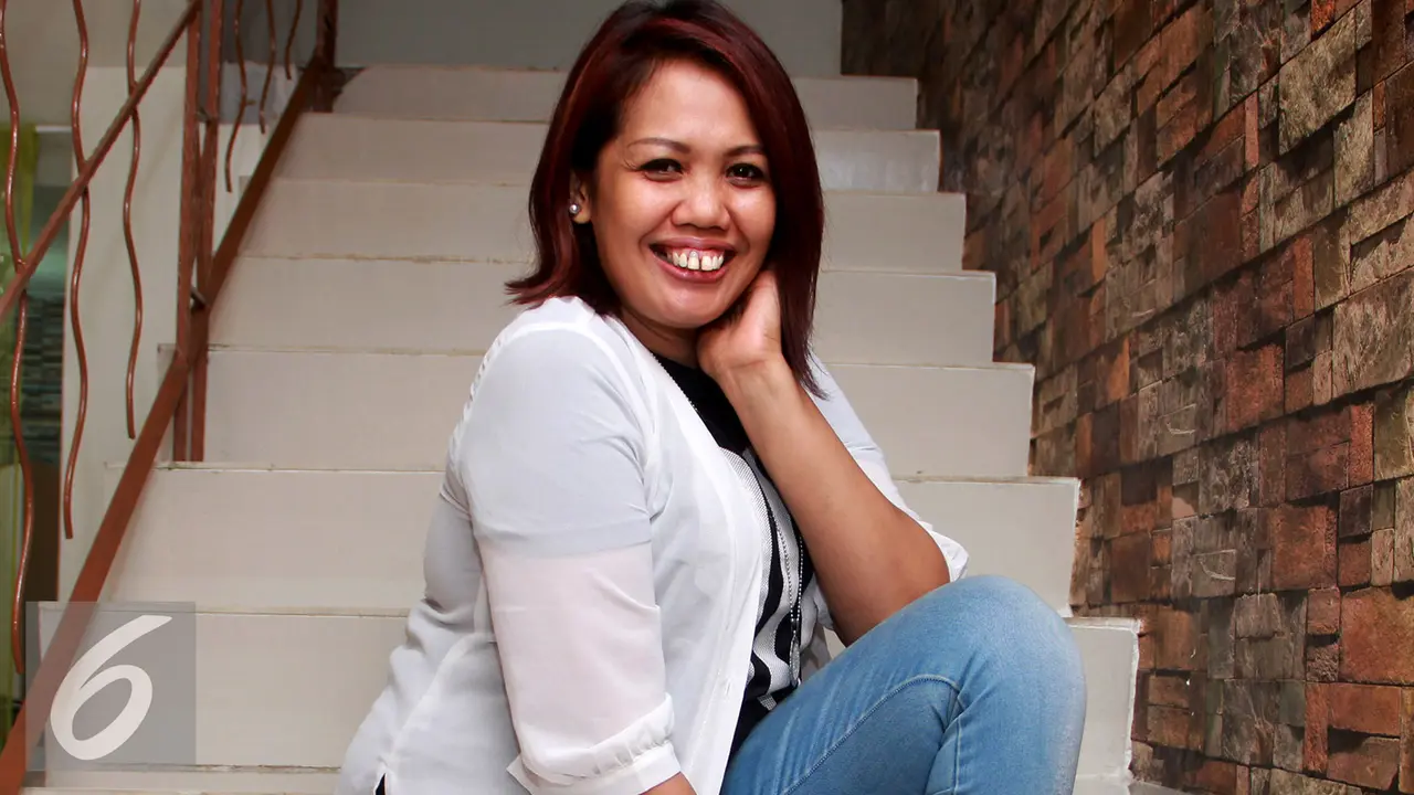 Elly Sugigi