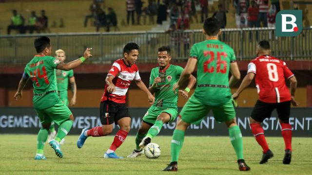 Madura United vs Kalteng Putra