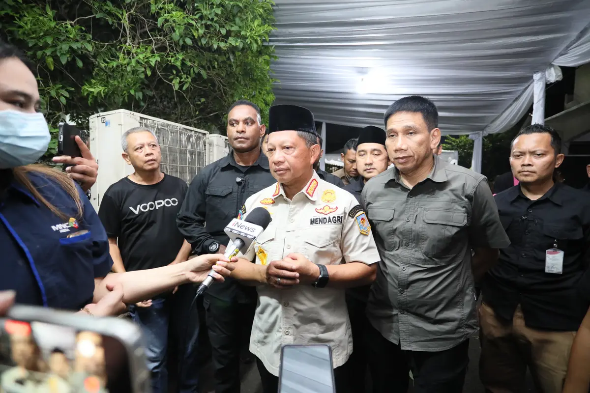 Mendagri Tito Sampaikan Duka atas Wafatnya Meriyati Hoegeng di Usia 100 Tahun