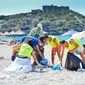 aktivis muda albanian berhasil mengumpulkan 3 ton sampah