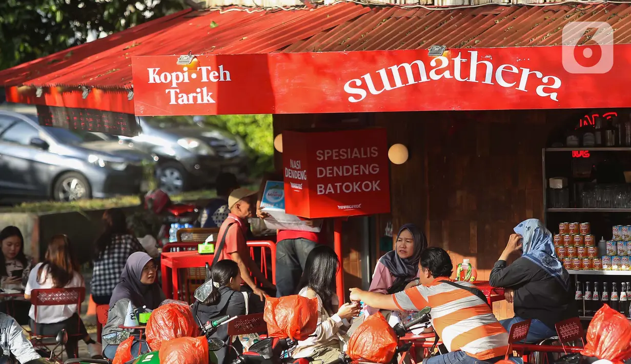 Revitalisasi juga diharapkan meningkatkan geliat ekonomi di kawasan Blok M. (Liputan6.com/Angga Yuniar)