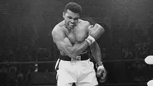 Muhammad Ali, sang petinju legendaris (AP Photo)